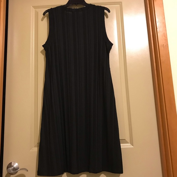 CLOSET CLEAR OUT! NWT, Gap, Softspun Panel Dress, XLT - Picture 3 of 3